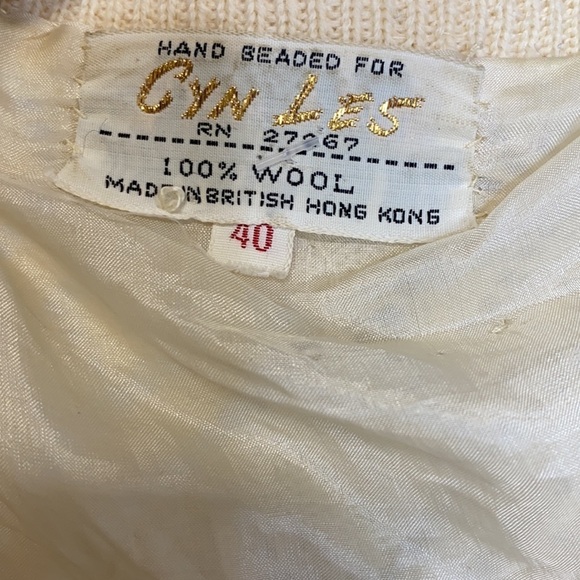 Vintage 100% Wool Cyn Les Hand Beaded Sweater Size British Hong Kong - Picture 4 of 11